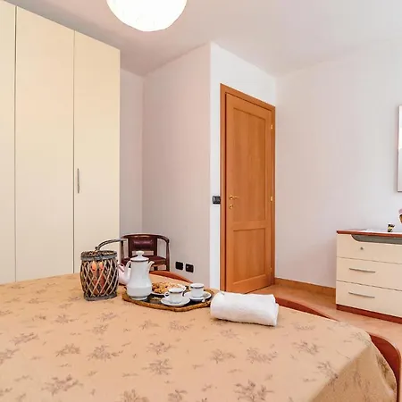 Cozy In Localitabracco Ge Апартаменты *