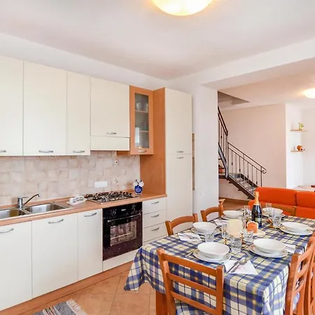 Cozy In Localitabracco Ge Апартаменты Bracco